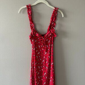 Pretty Little Thing Red floral dress size 6